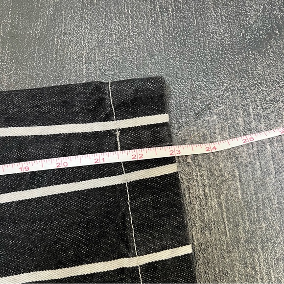 Striped Wide Leg Jeans - Picture 4 of 4